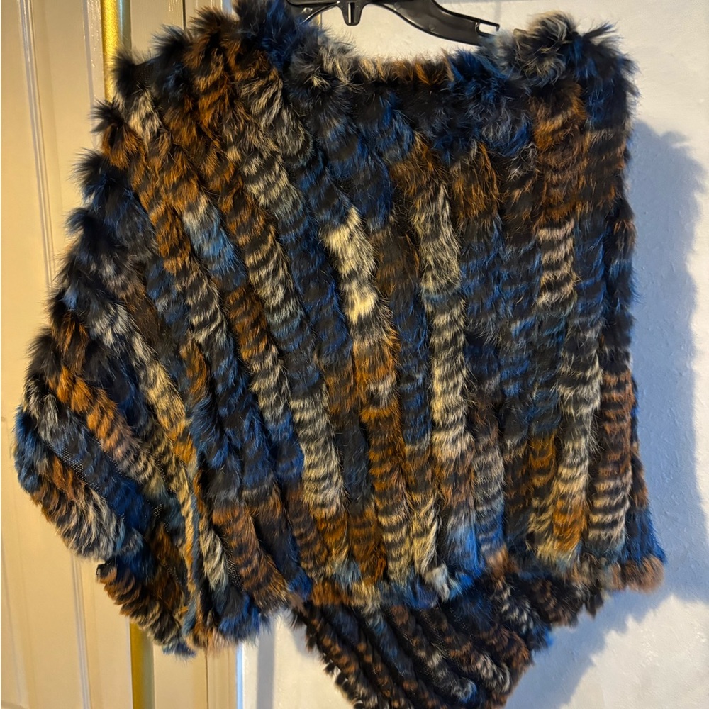 Multicolor Rabit Poncho - Picture 7 of 7